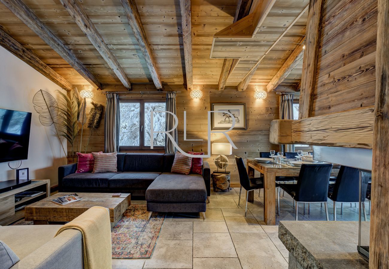 Chalet Capricorne has traditional chalet features 