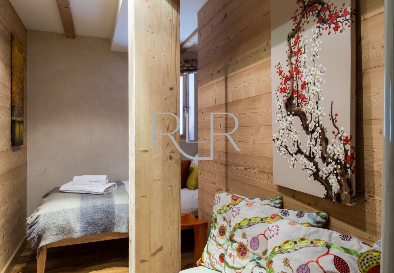 Bedroom 6 of of Chalet le Favre is a single room 