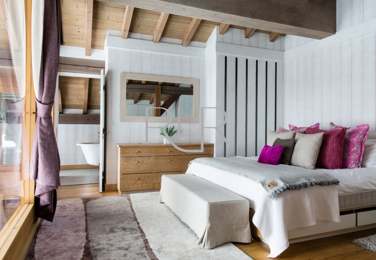 Bedroom 1 of Chalet le Favre is a double room with ensuite 