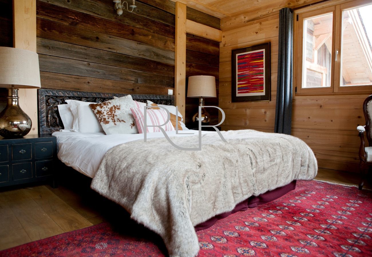 Bedroom 3 of Chalet Amelie, flexible room with ensuite shower room with WC