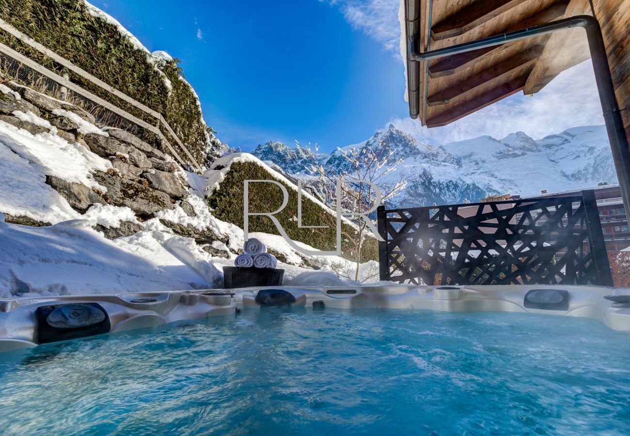 Chalet Belachat has beautiful views of the Aiguille du Midi and Mont Blanc from the hot tub    