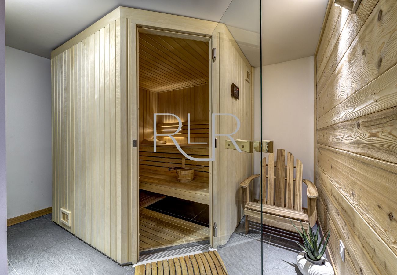 Chalet Planards 1 has a sauna for deep heat relaxation, with adjacent shower