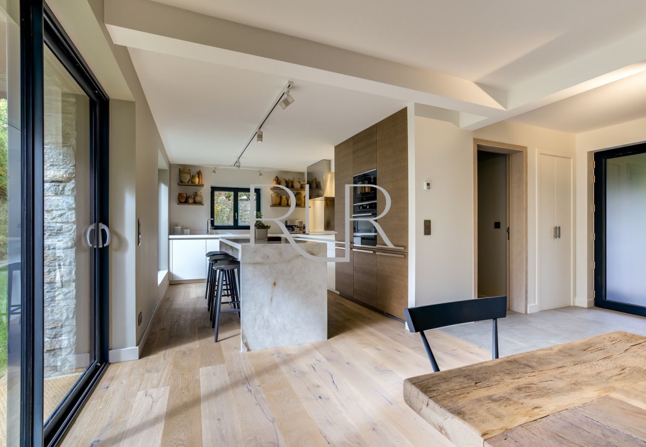 The kitchen of Chalet Alouette
