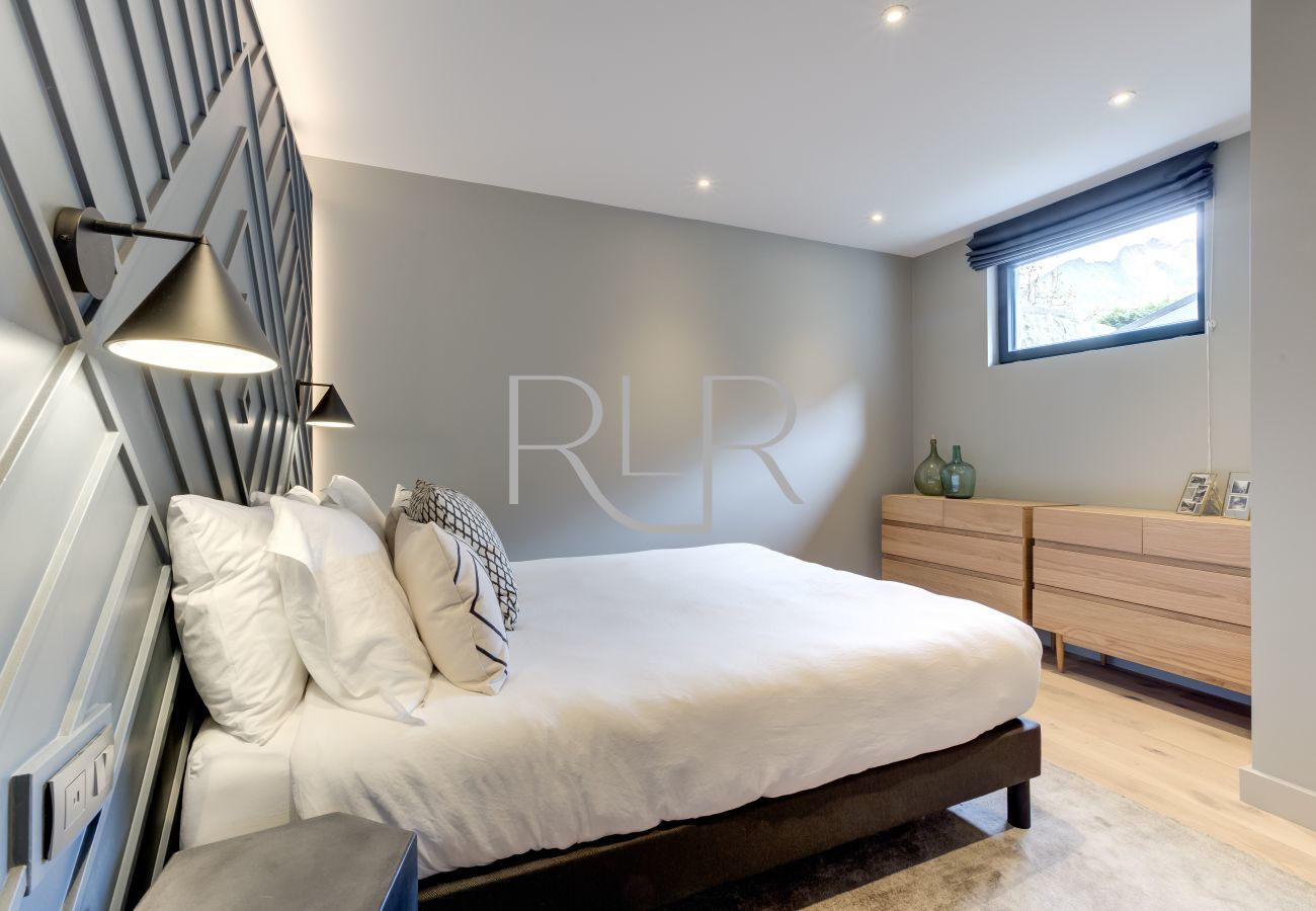 Chalet Alouette has 4 bedrooms sleeping up to 8 people 