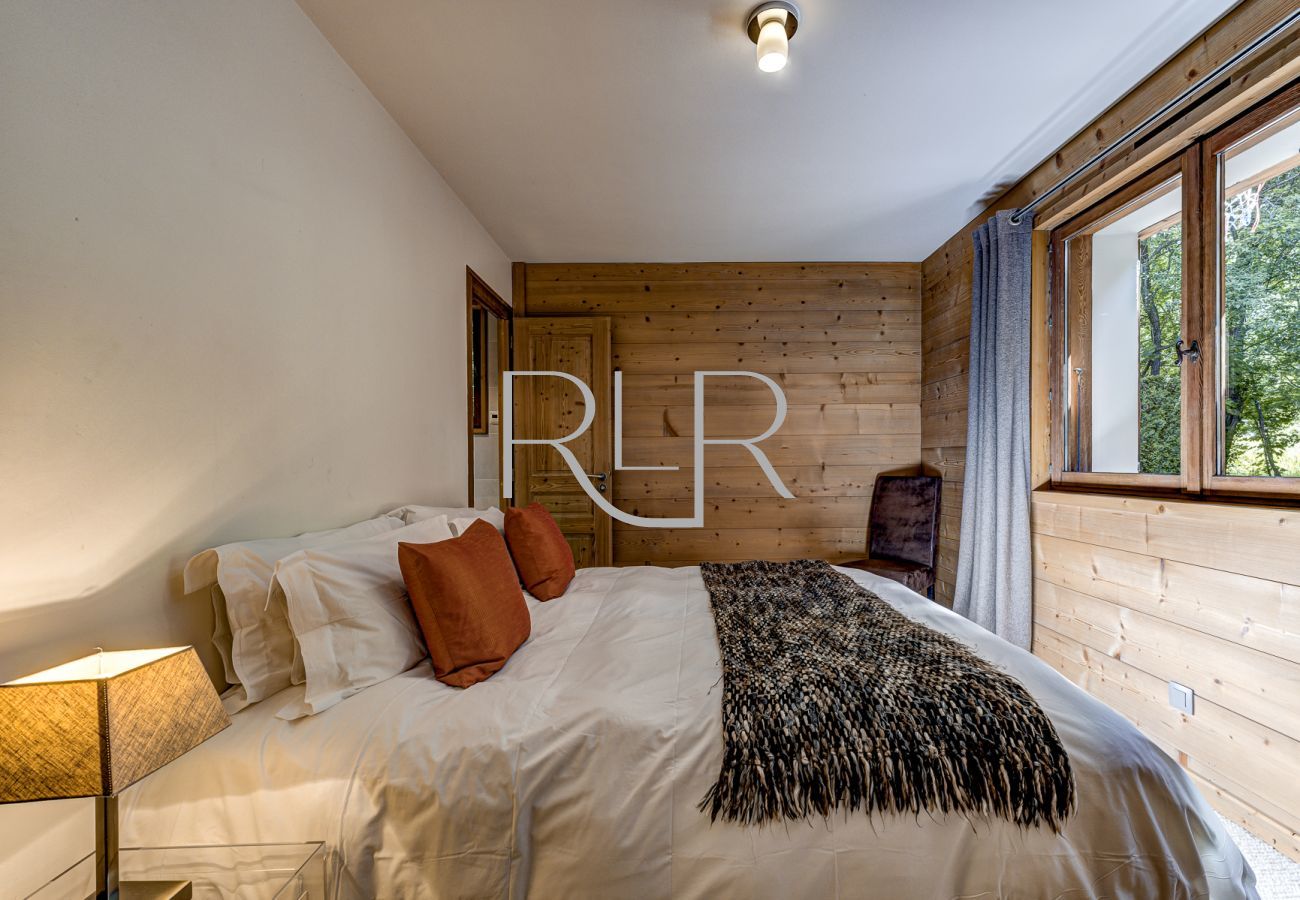 The bedrooms in Chalet les Sauberands can be made up as  doubles or twins