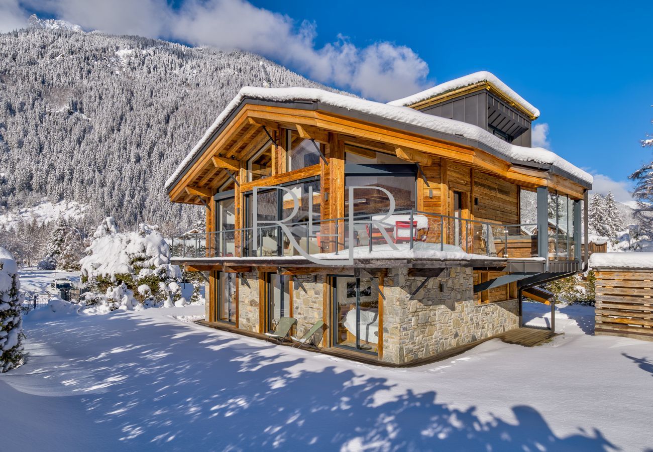 Chalet Red Fox is two minutes by car to la Flegere telecabin