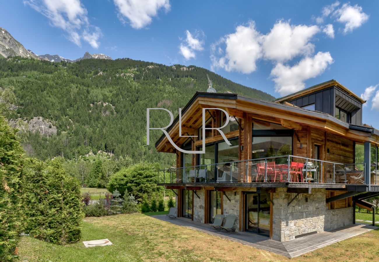 Chalet Red Fox is the perfect location for a Summer or Winter stay