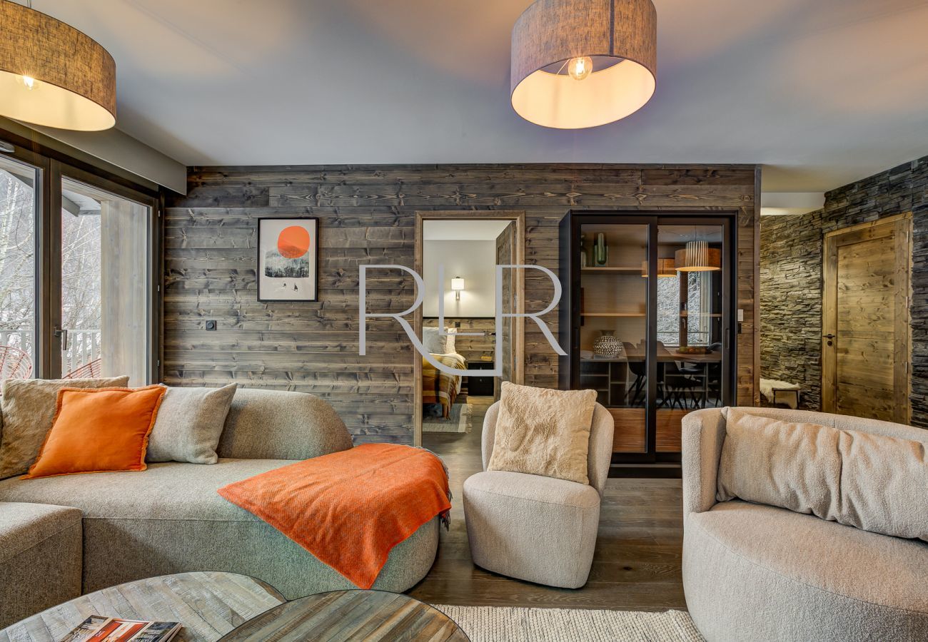 The 1st of the 4 bedrooms in White Pearl A32 is located on the lower floor 