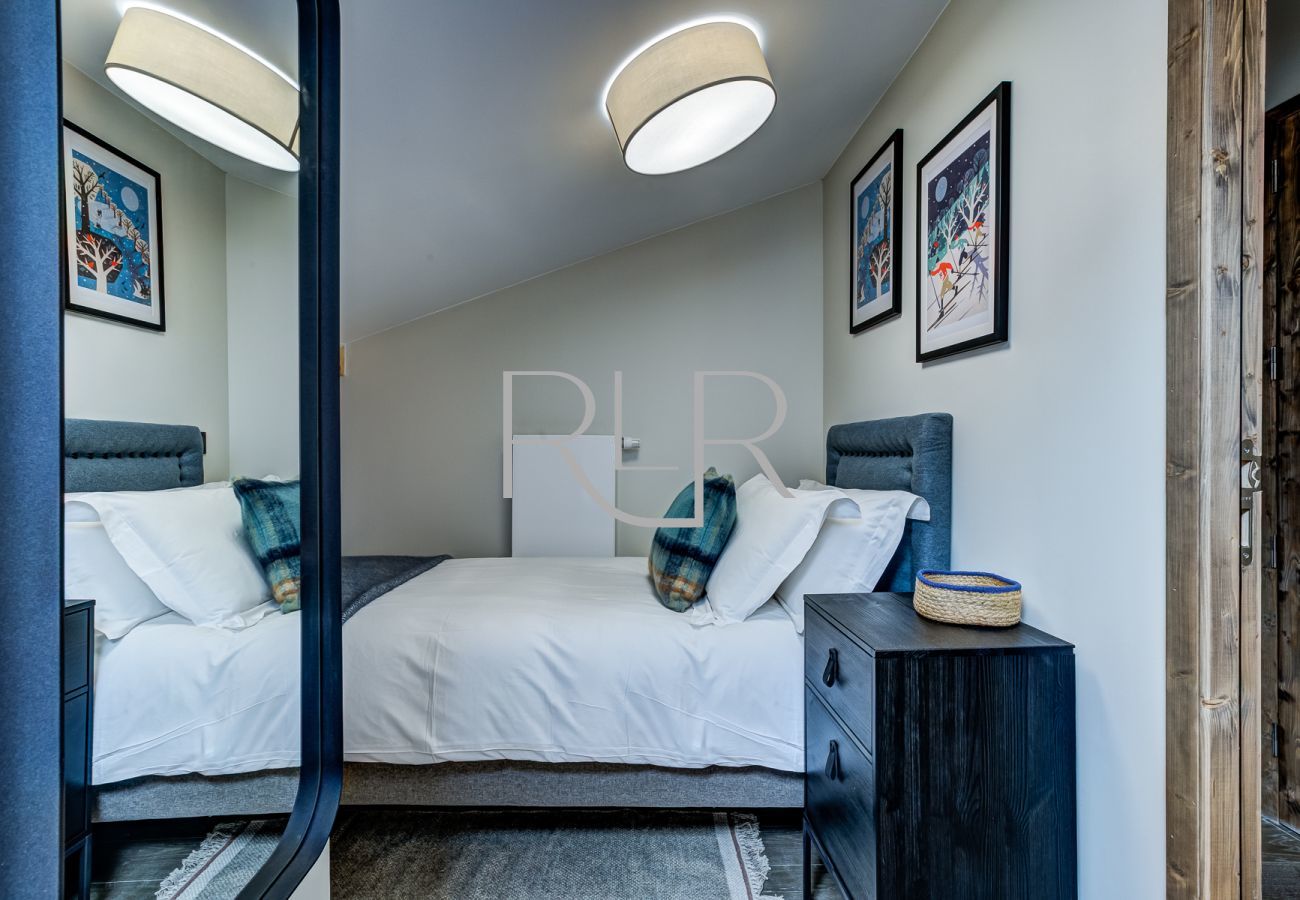 Bedroom 4, clever design in an unusual space 