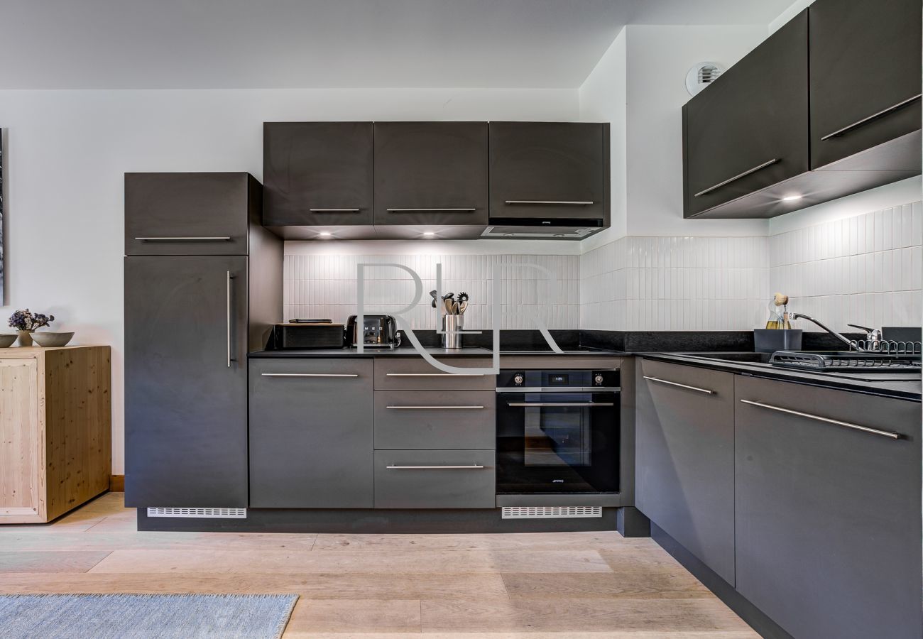 Green 2 has a well equipped kitchen 