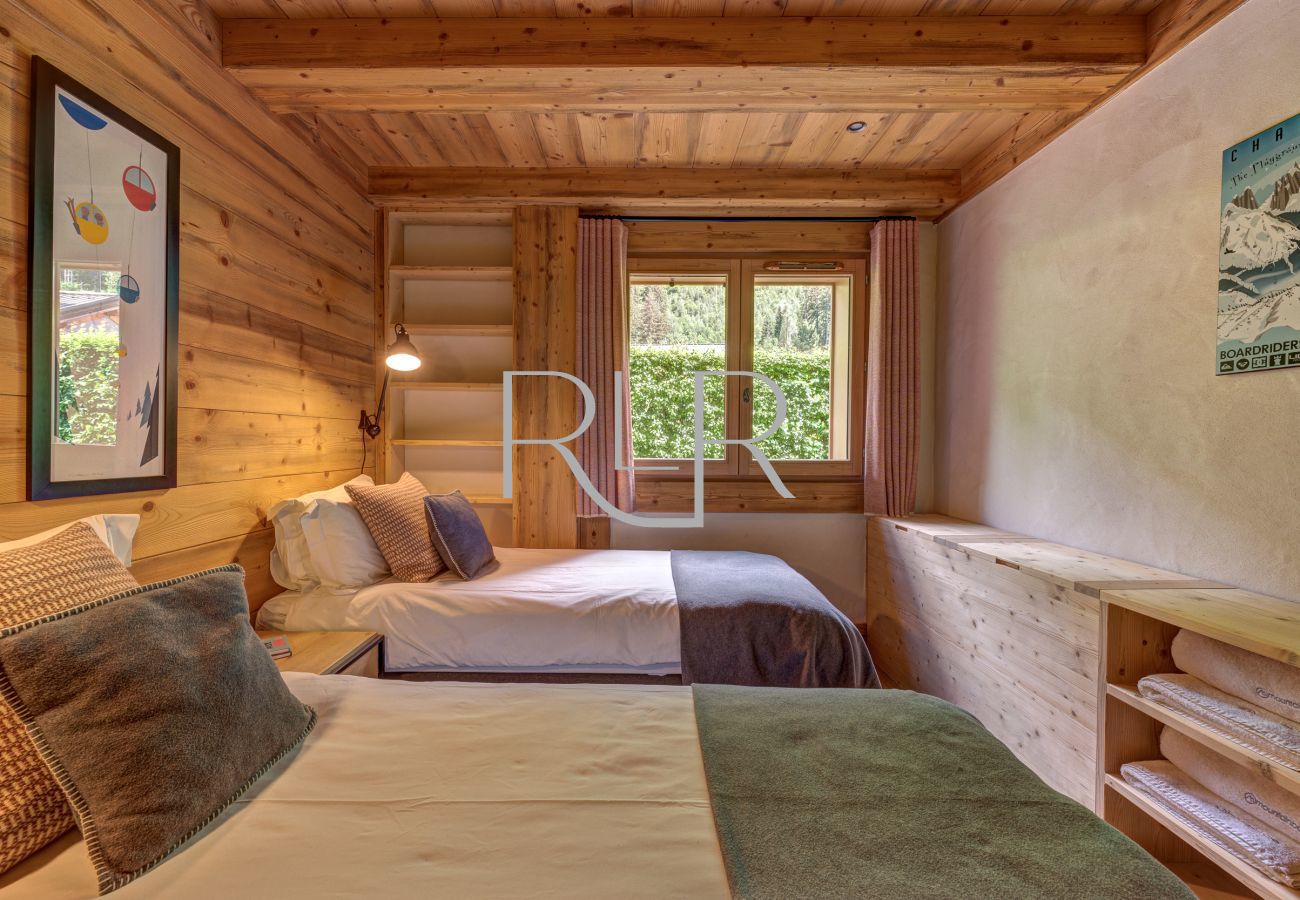 Bedroom 2 of Blaitiere 2 is a flexible double or twin room.   