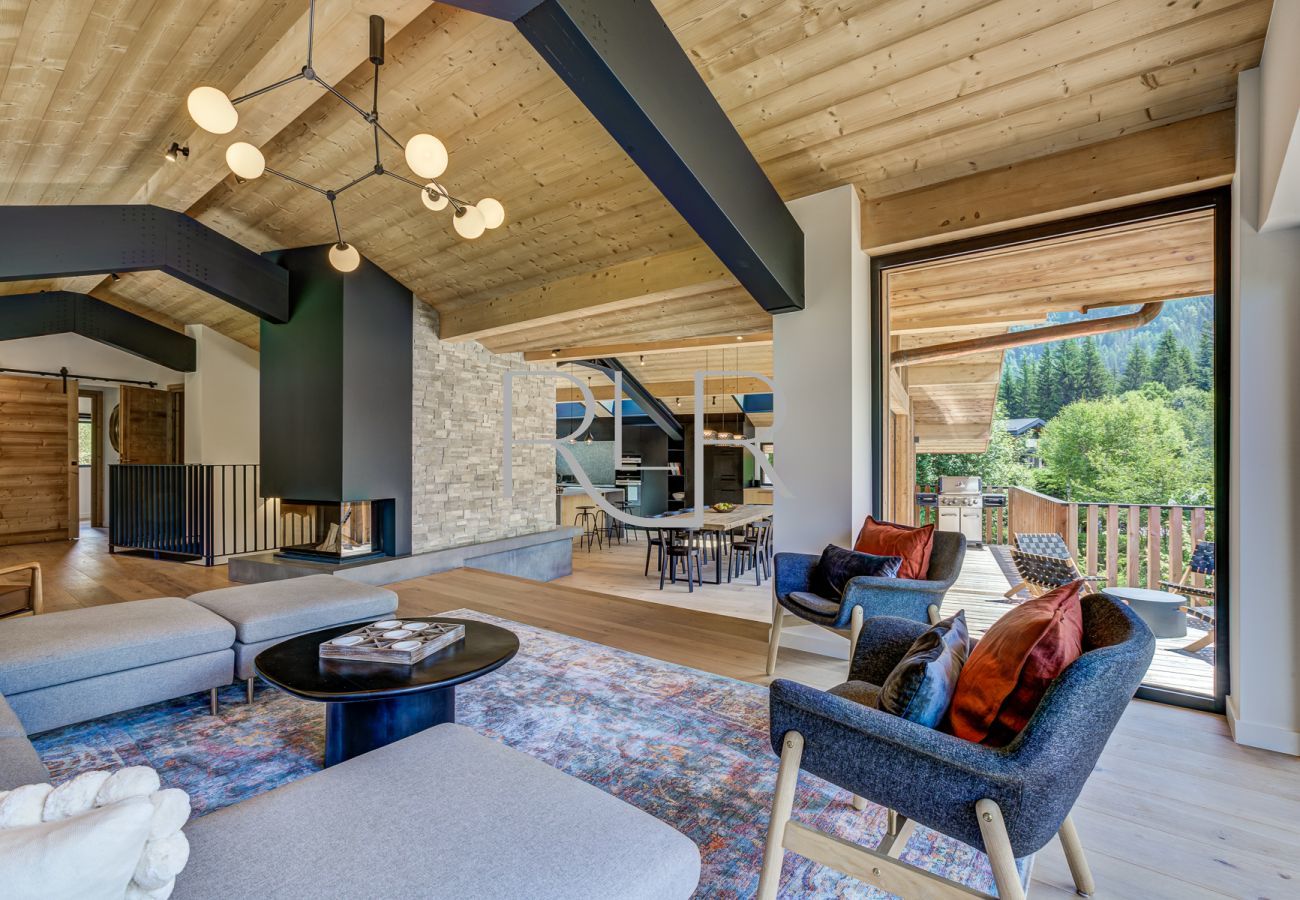 Chalet Breitalps has a comfortable seating area with log burner  