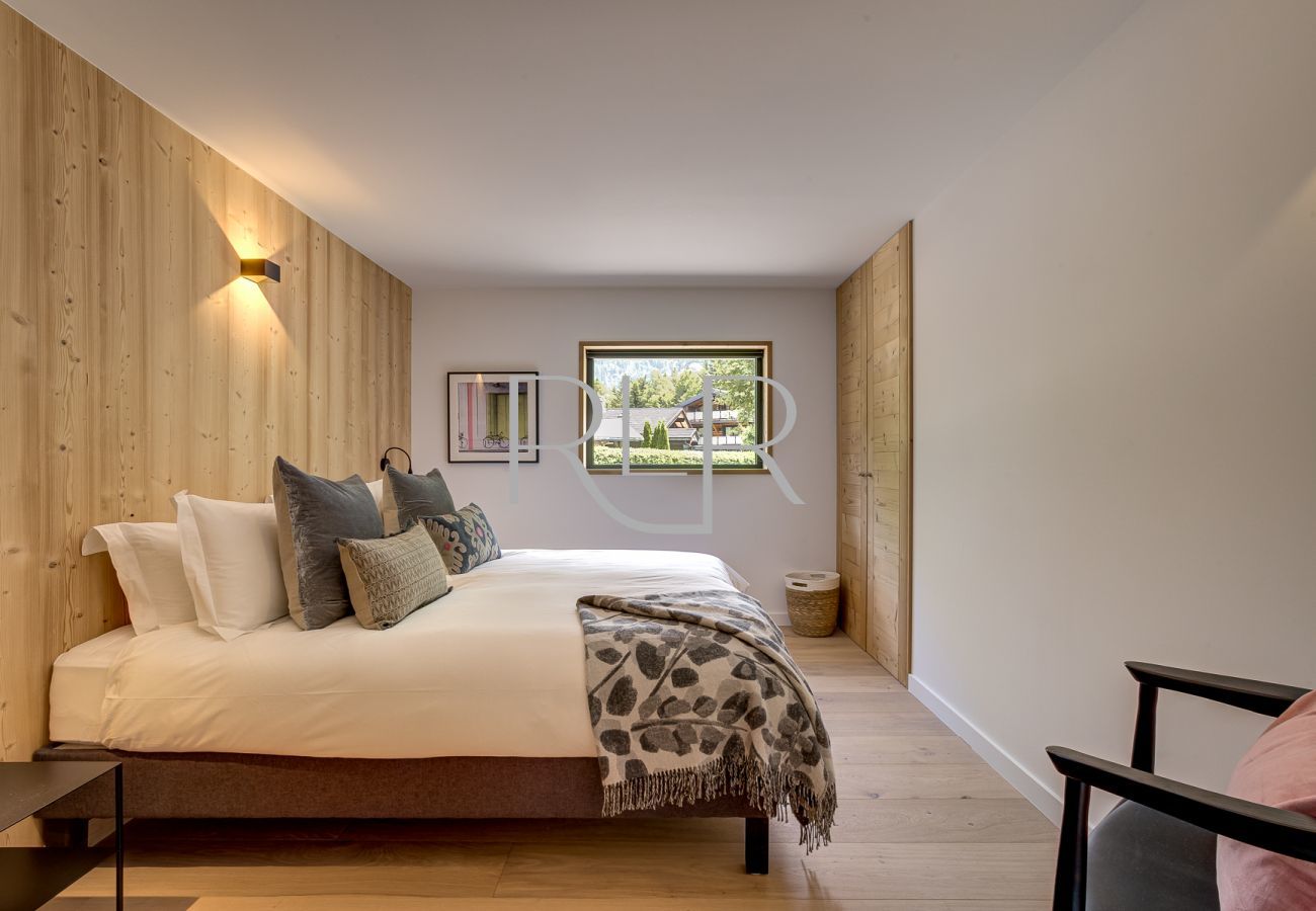 Bedroom 3 of Chalet Breitalps is a flexible double or twin room 