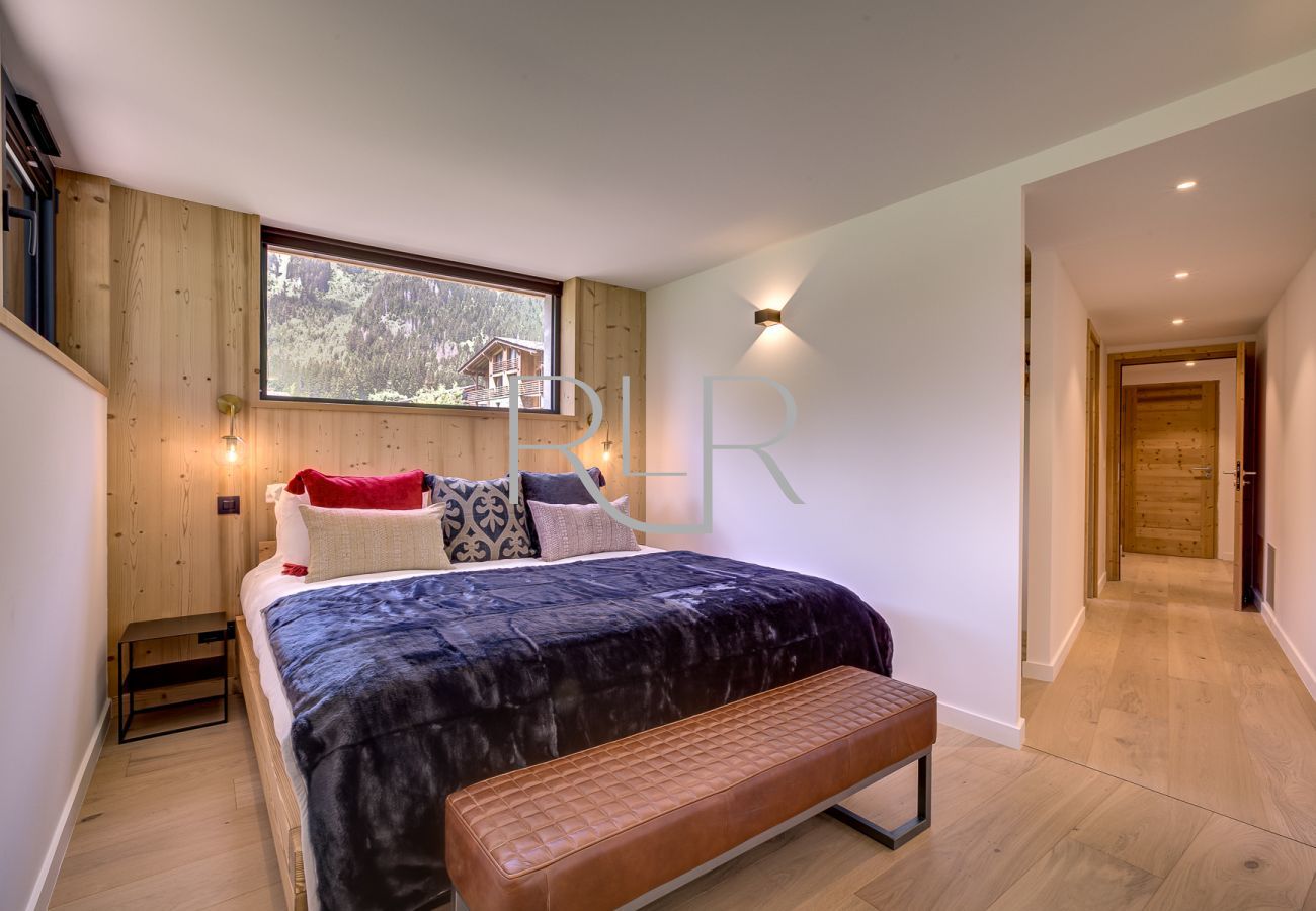 Bedroom 1 of Chalet Breitalps is a double room with ensuite    