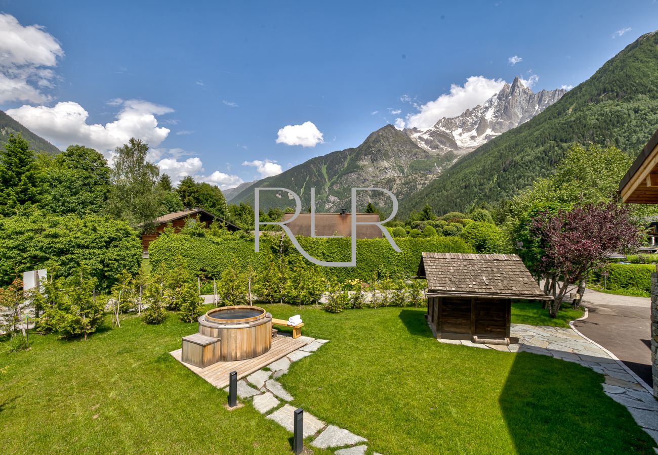 Chalet Breitalps has a sunny garden with space to relax