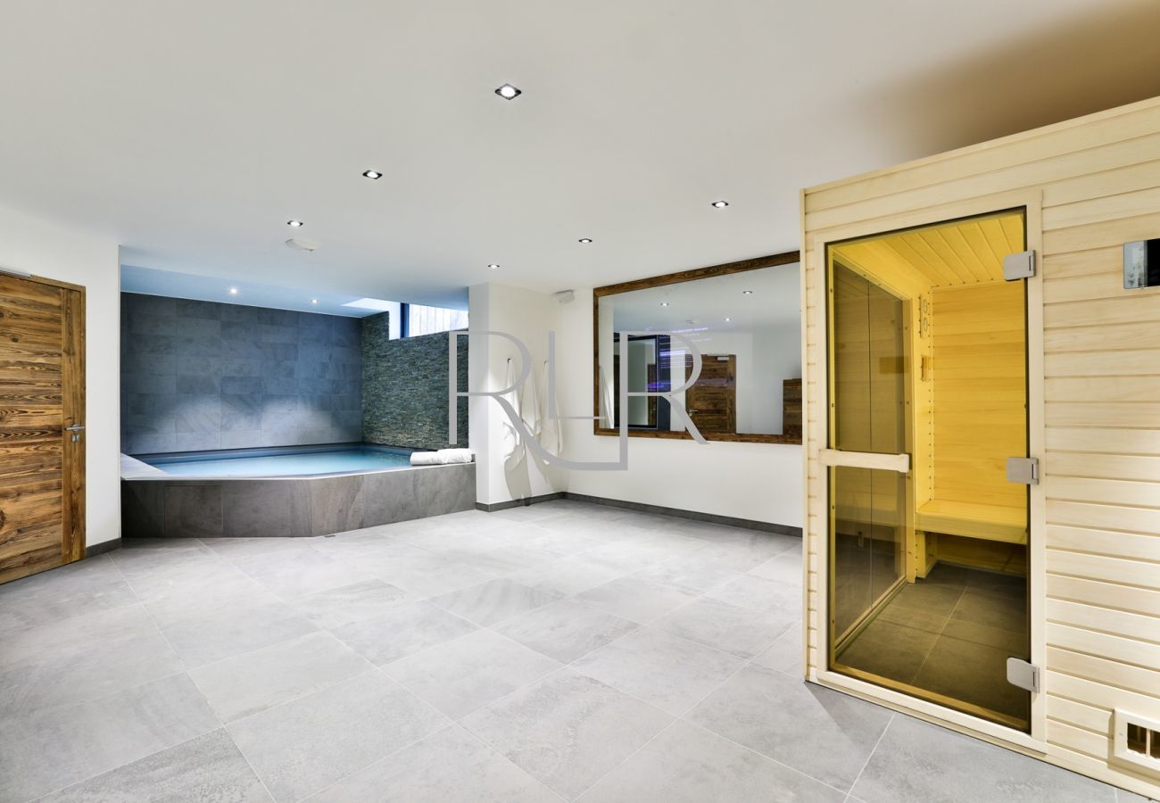 Chalet Black Stone has a large sauna in the wellness area