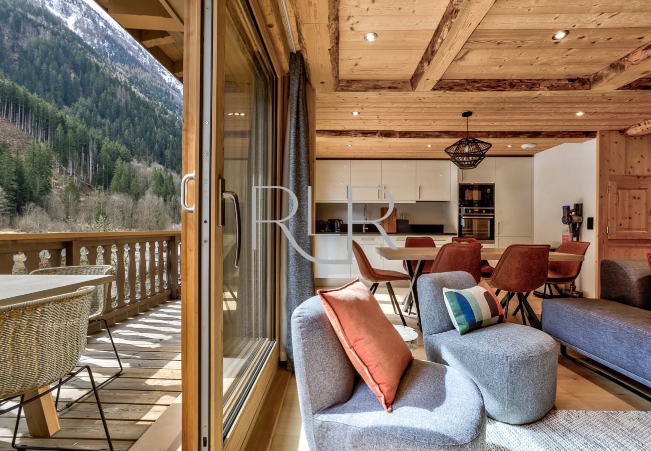 Blaitiere 14 has large sliding doors onto the balcony    