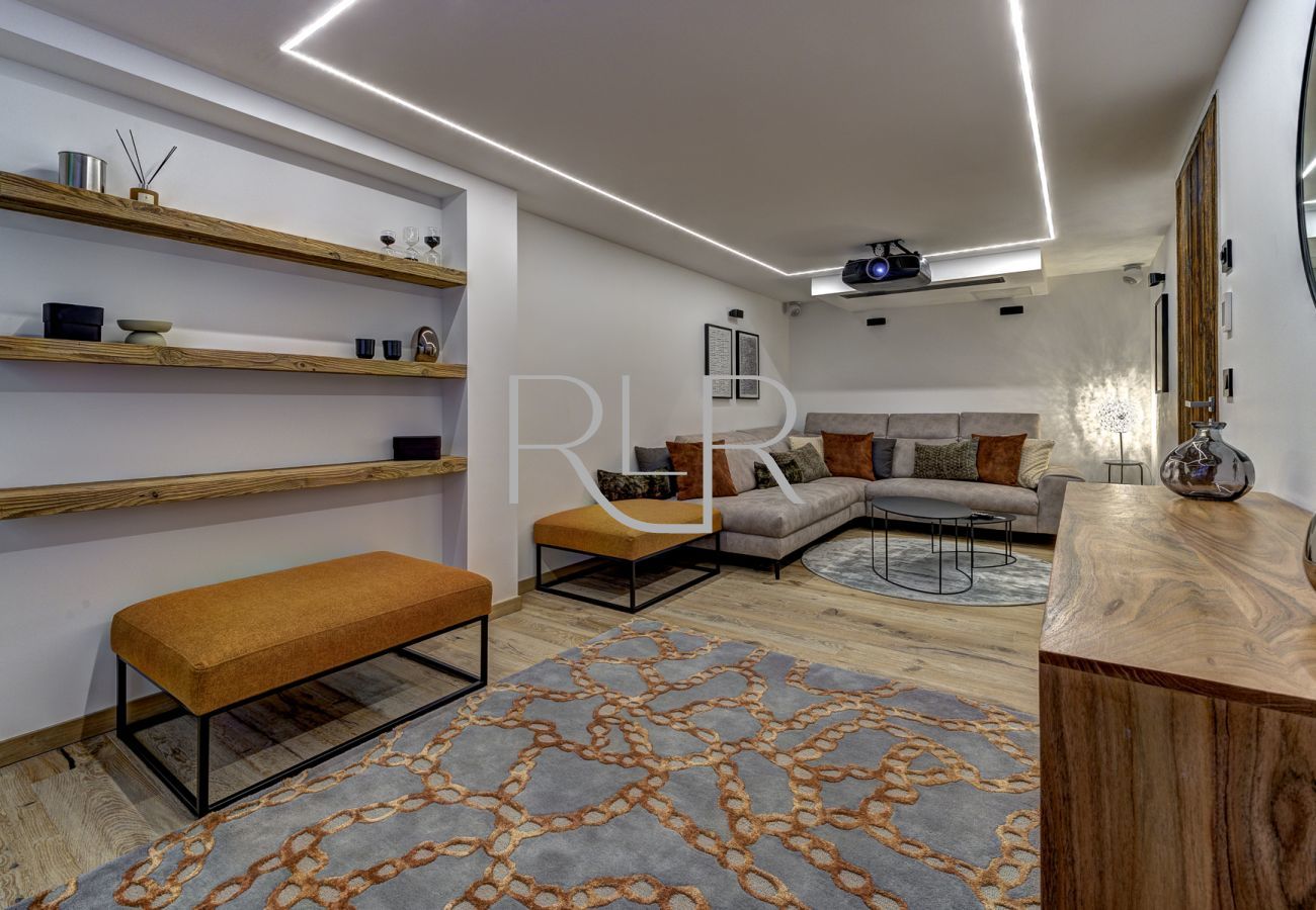 Chalet Silver Forest has a cinema room for in-house entertainment