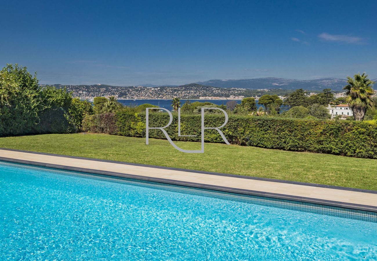 Villa in Antibes - Villa Joli