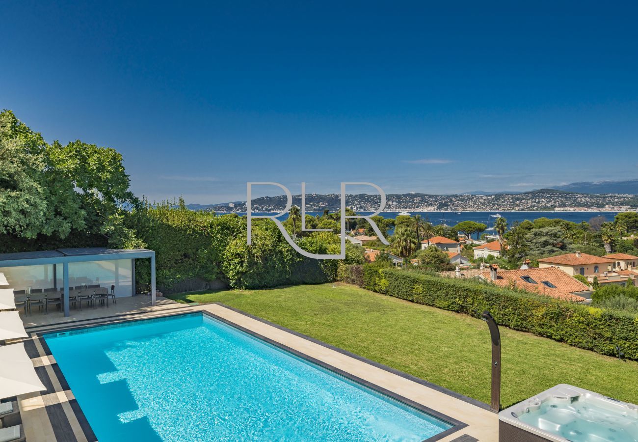 Villa in Antibes - Villa Joli