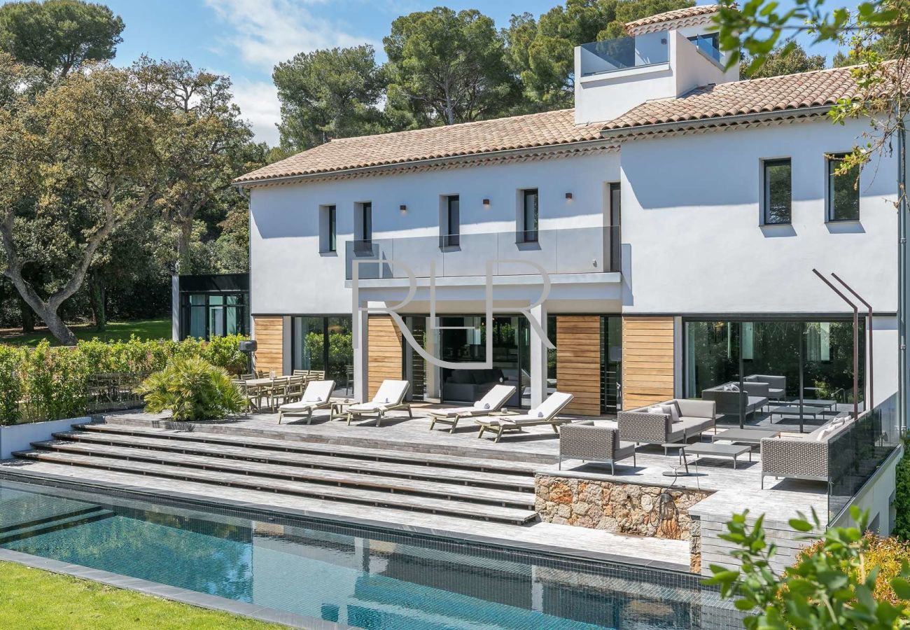 Villa in Antibes - Domaine d'Amy