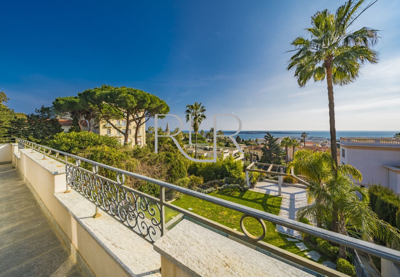 Villa in Cannes - Villa Nirvana