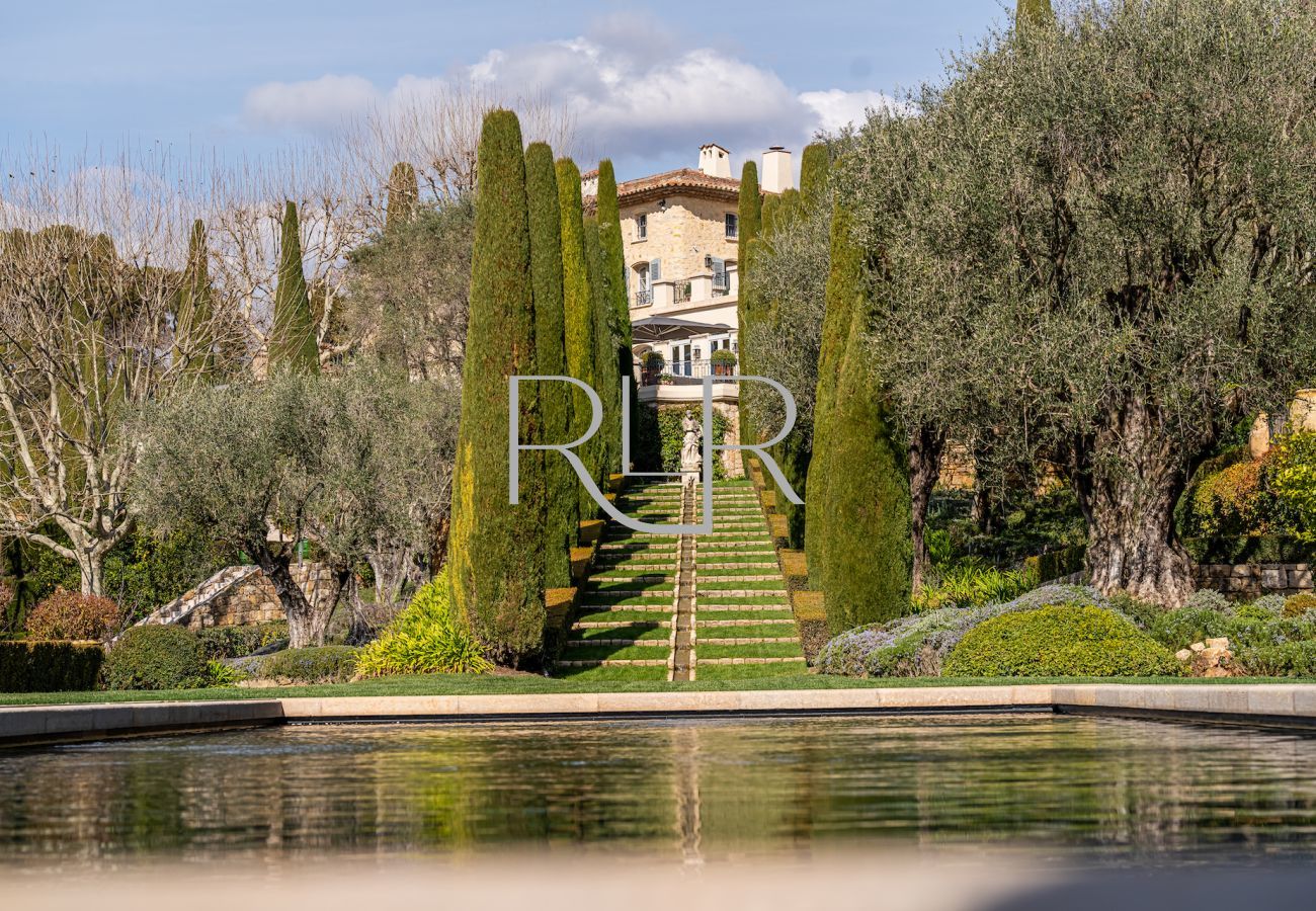 Villa in Mougins - Le Manoir