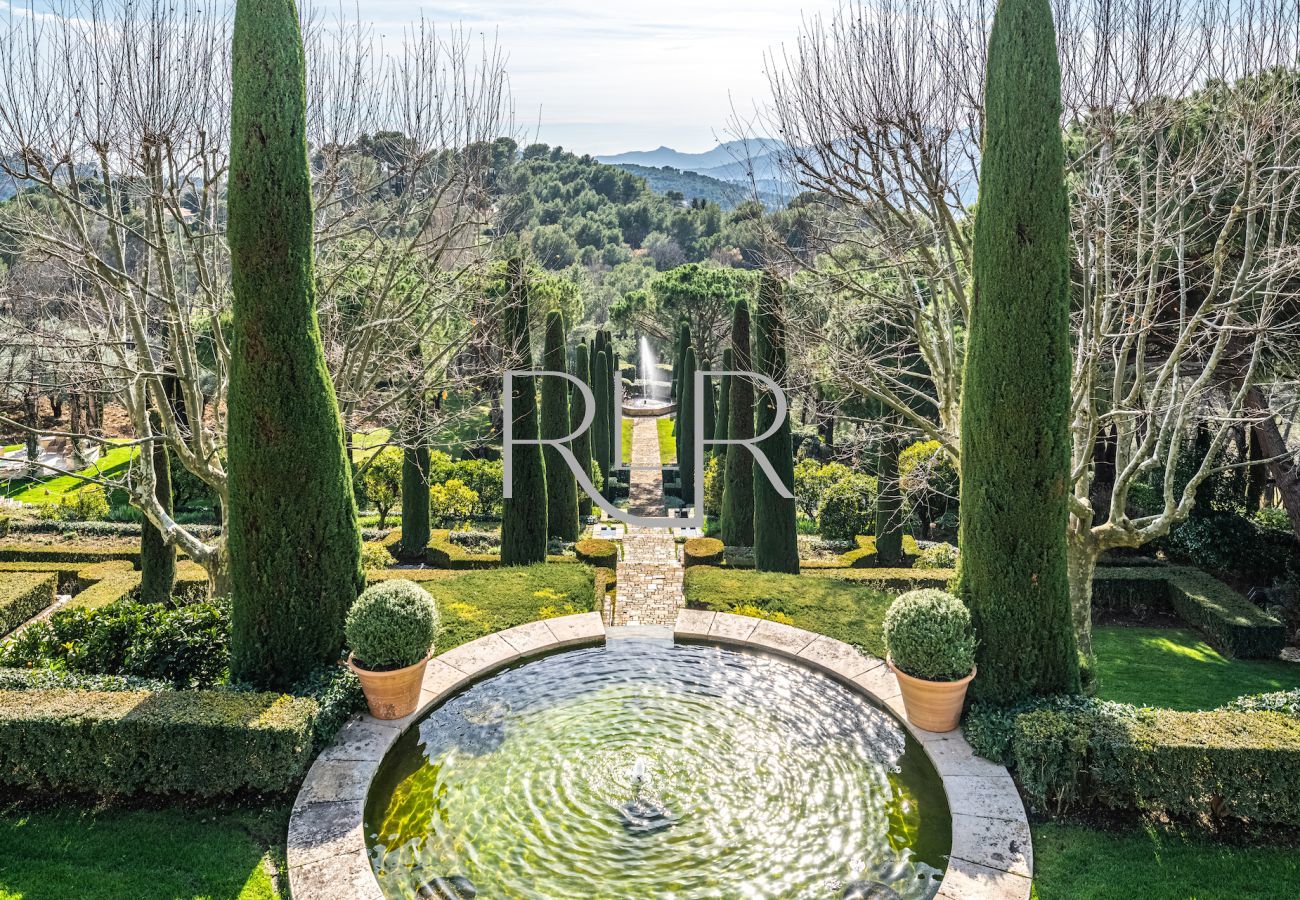 Villa in Mougins - Le Manoir