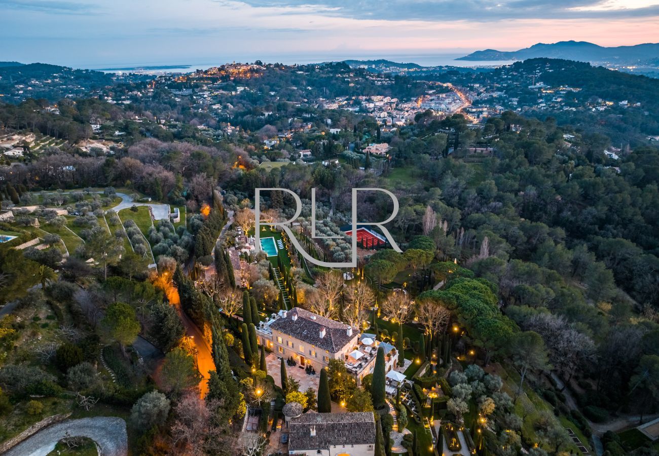 Villa in Mougins - Le Manoir