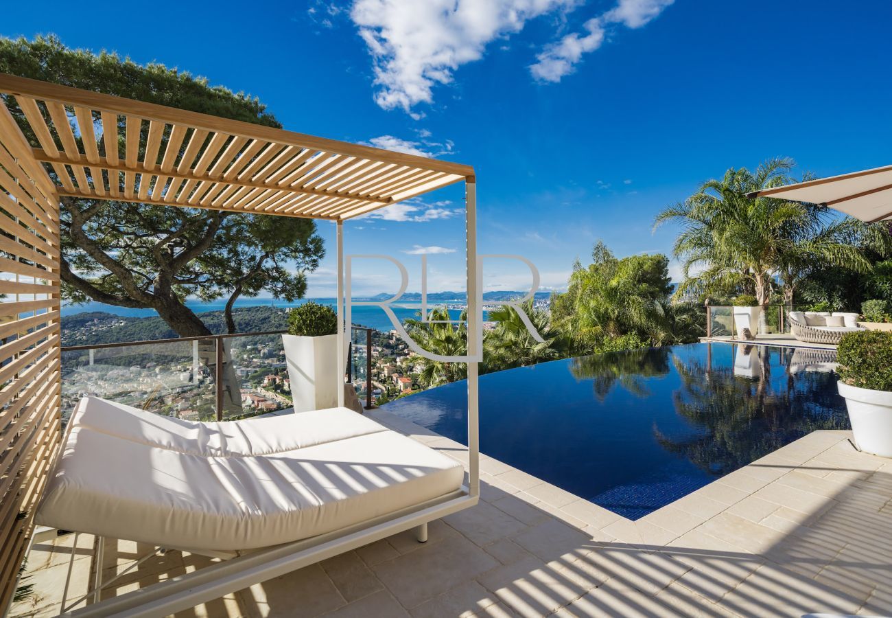 Villa in Villefranche-sur-Mer - Villa Pearl