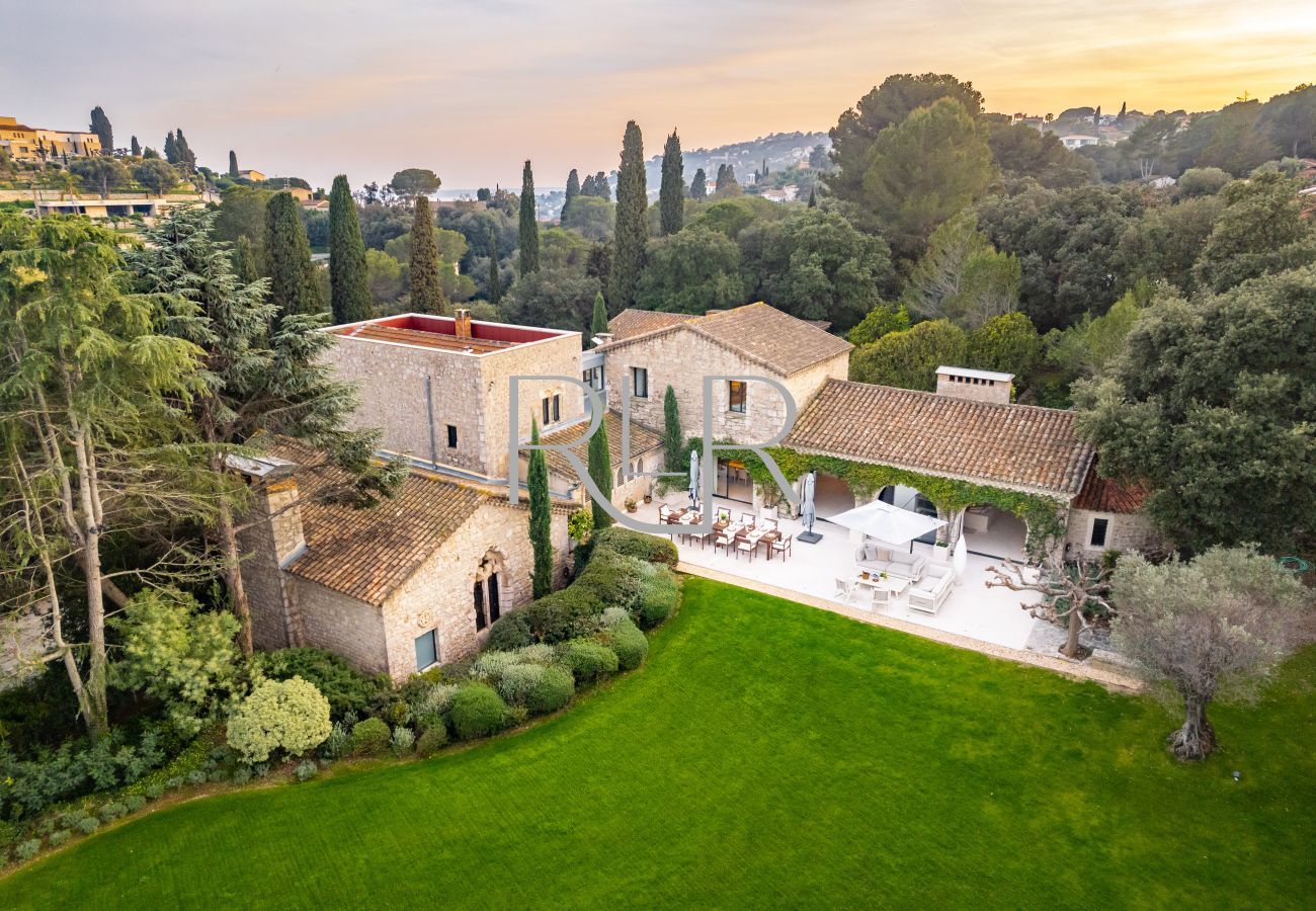 Villa in Cannes - Villa Paradis