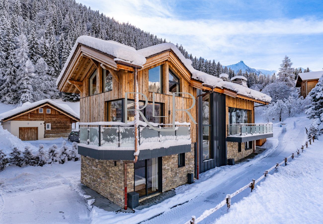 Main chalet with kitchen and living area