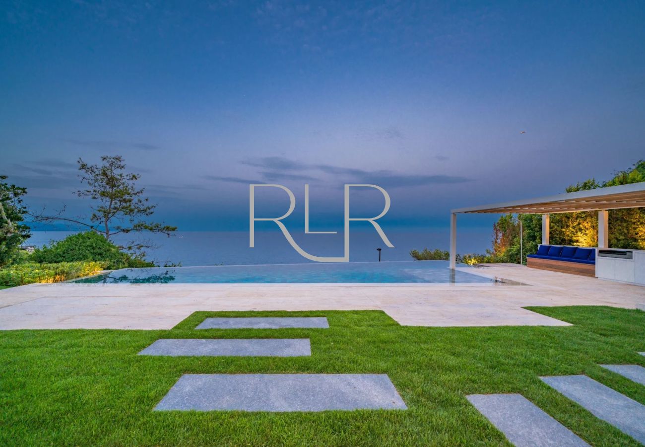 Villa in Antibes - Villa Sky
