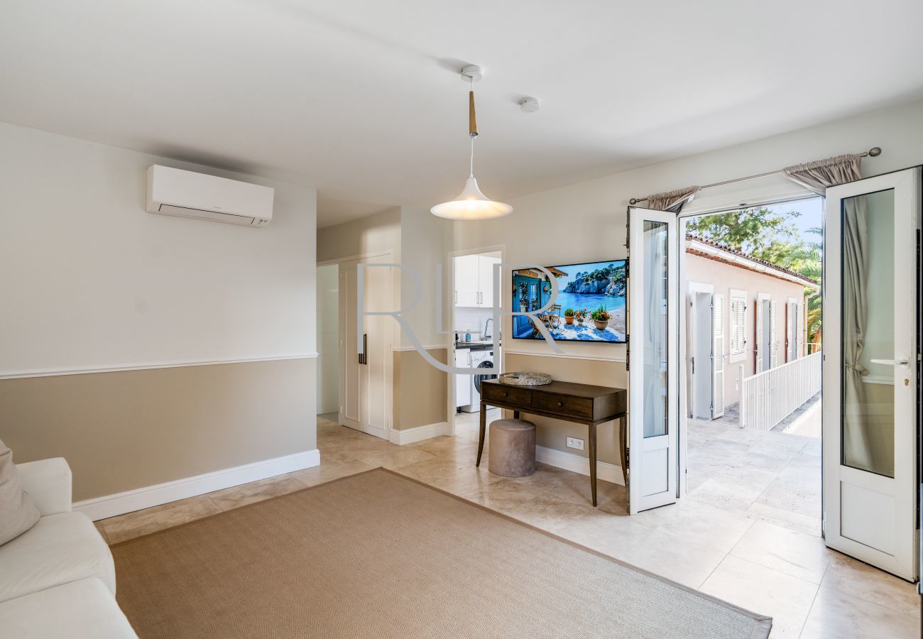 Villa in Antibes - Villa Shoreline