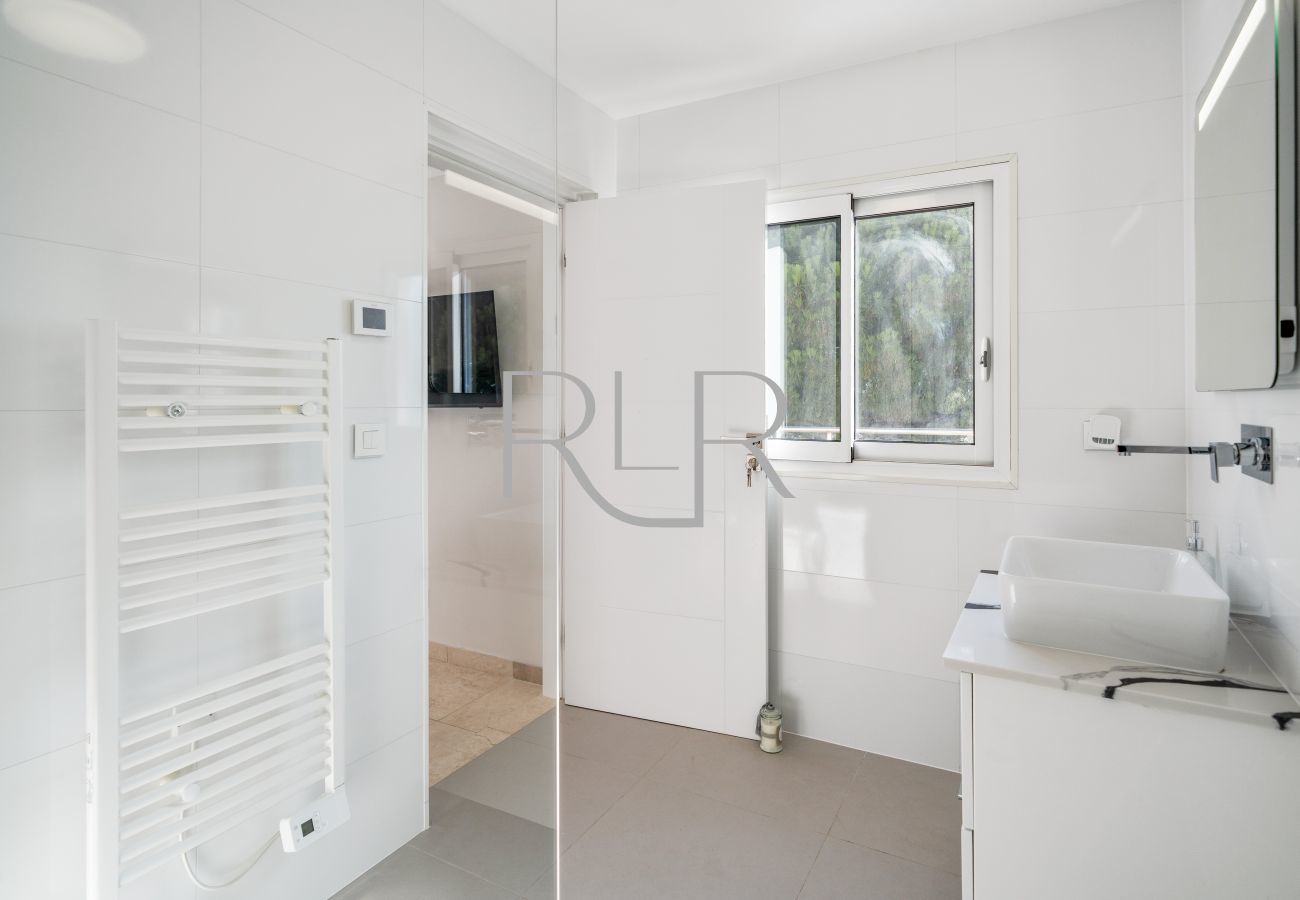 Villa in Antibes - Villa Shoreline