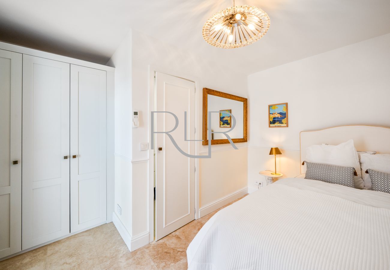 Villa in Antibes - Villa Shoreline