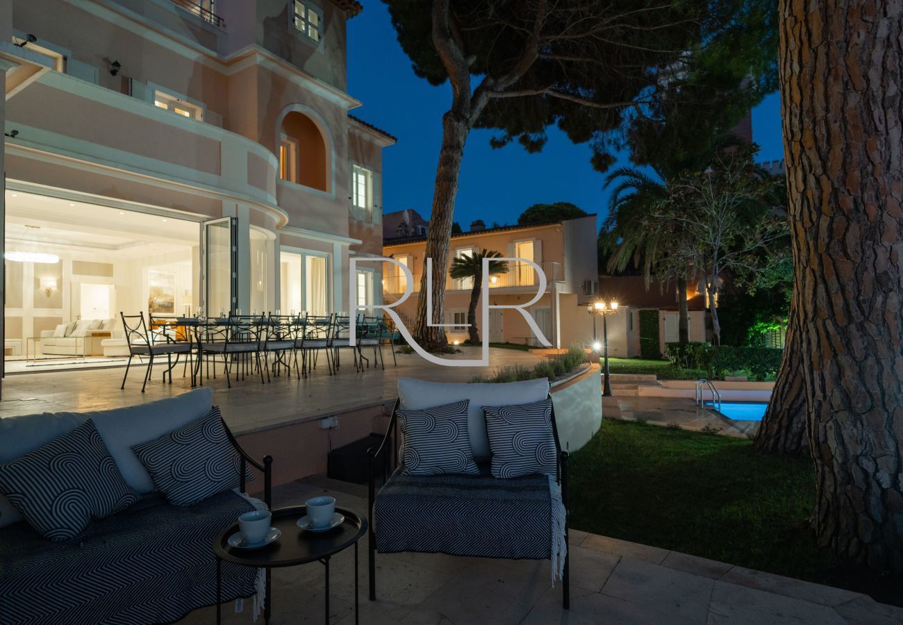 Villa in Antibes - Villa Shoreline