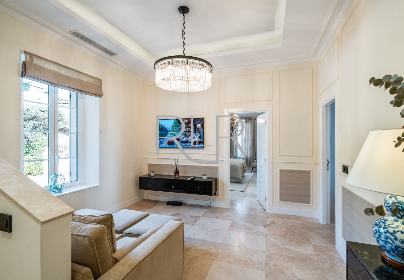 Villa in Antibes - Villa Shoreline