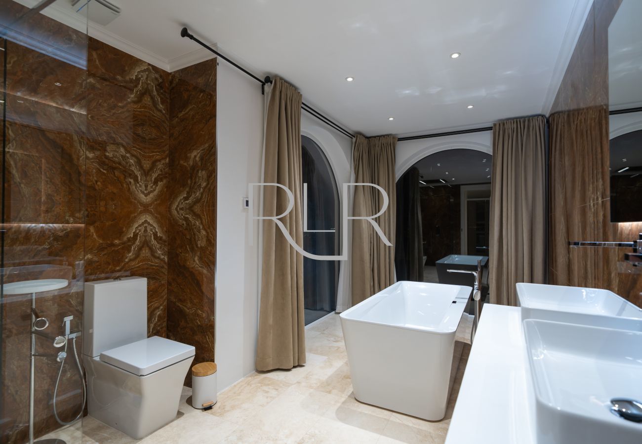 Villa in Antibes - Villa Shoreline