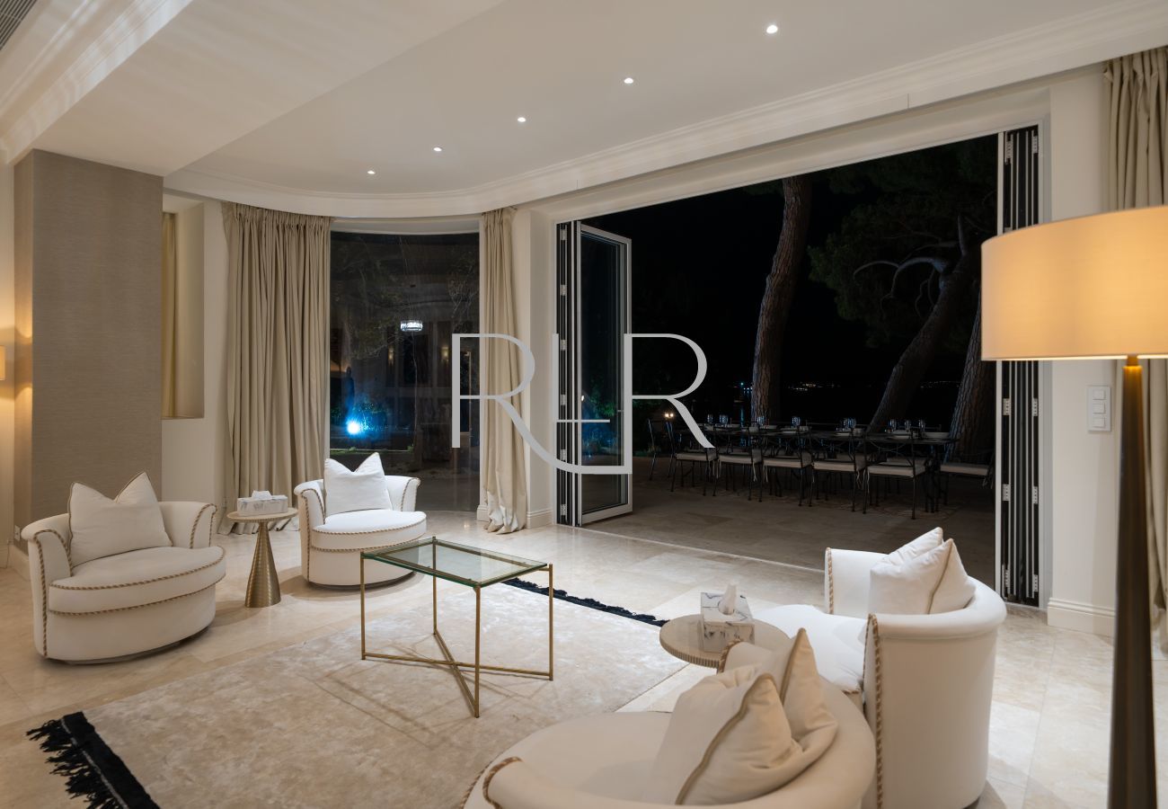 Villa in Antibes - Villa Shoreline