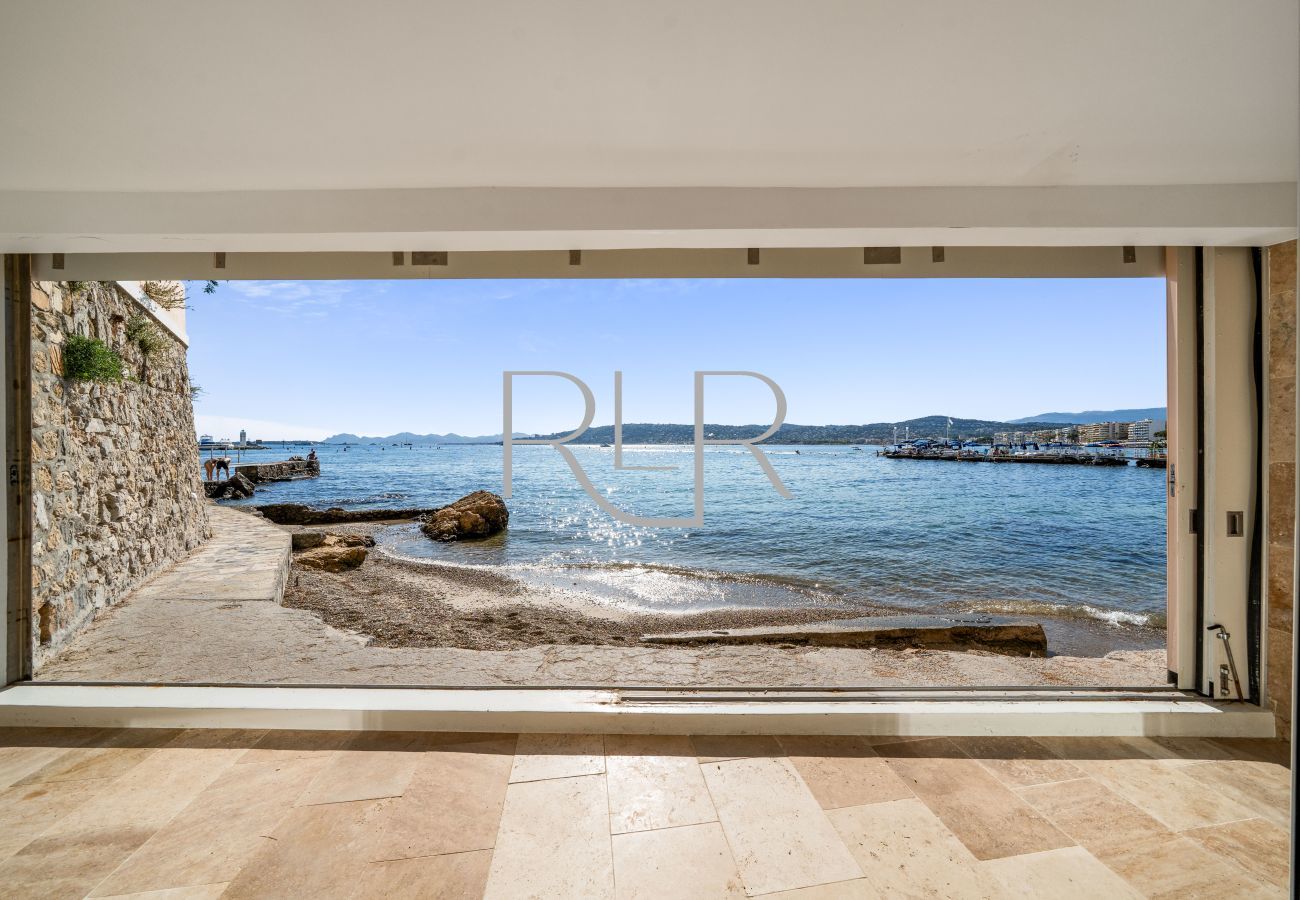 Villa in Antibes - Villa Shoreline