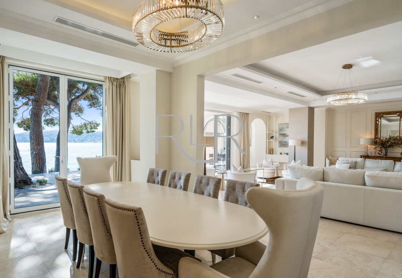 Villa in Antibes - Villa Shoreline