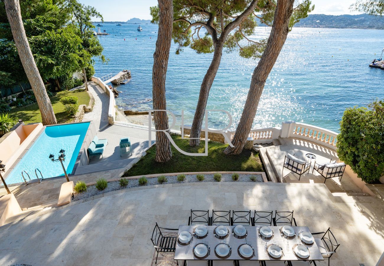 Villa in Antibes - Villa Shoreline