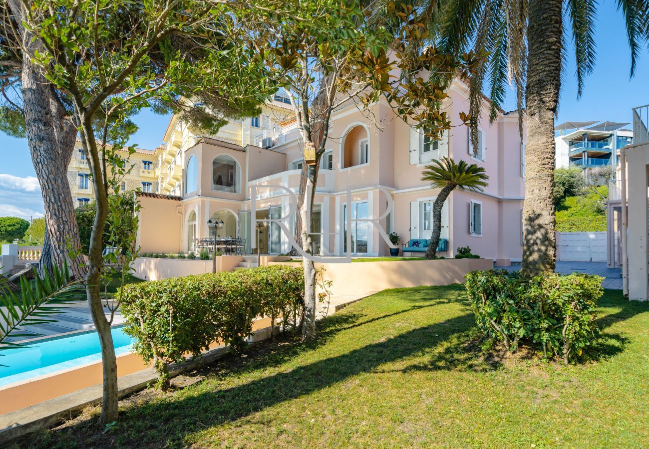 Villa in Antibes - Villa Shoreline
