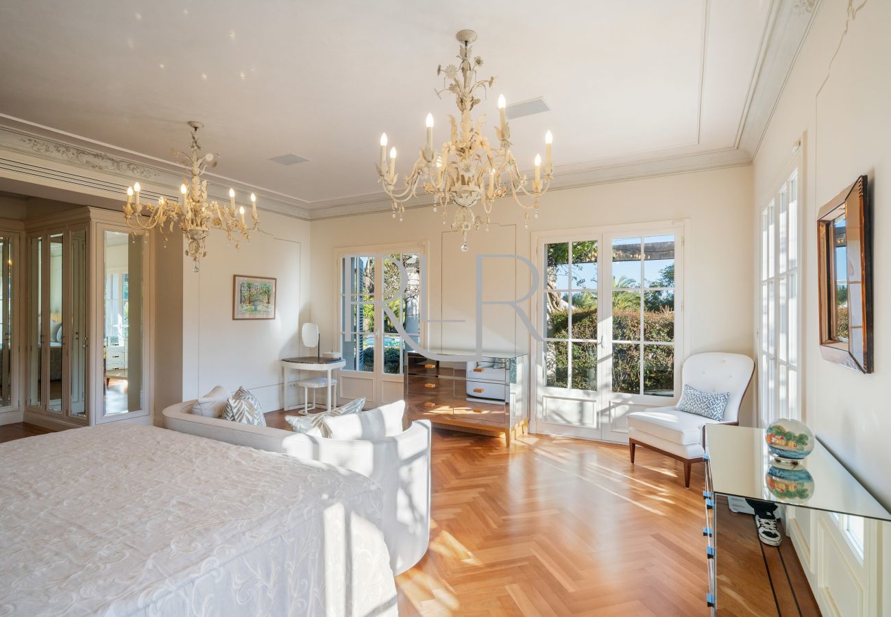 Villa in Antibes - Villa Bahia