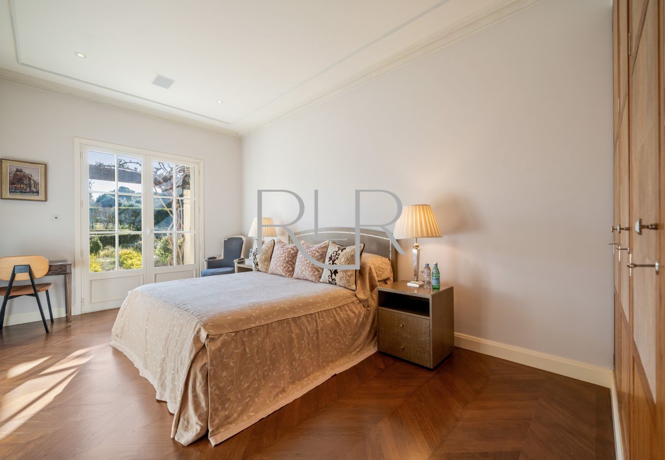 Villa in Antibes - Villa Bahia