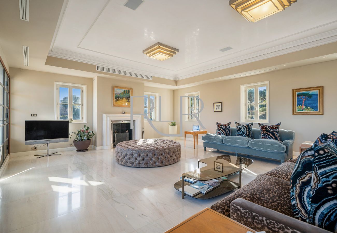 Villa in Antibes - Villa Bahia